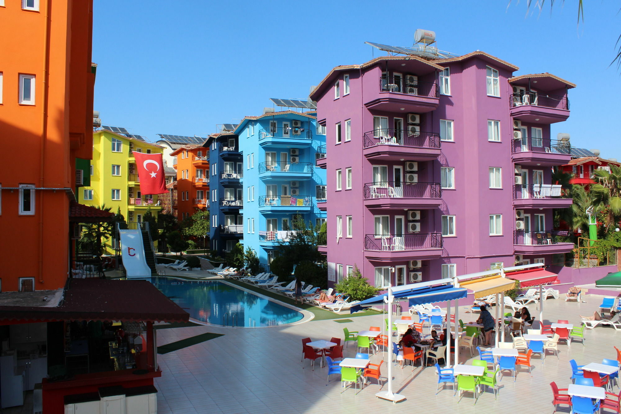 Rainbow Castle Hotel Side Exteriér fotografie